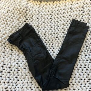 💥4 for $25💥 Chocolate black vegan leather skinny pants